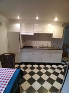 Shalet-binnen-mrt-24-2-scaled